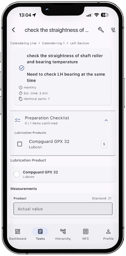 Mobile task-execution view in Smart Maintenance Task Manager with preparation checklist and lubrication product fields